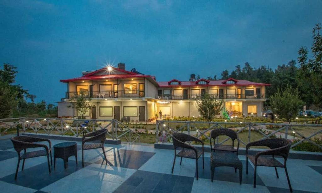 Vue Magique Resort Chail Luaran gambar