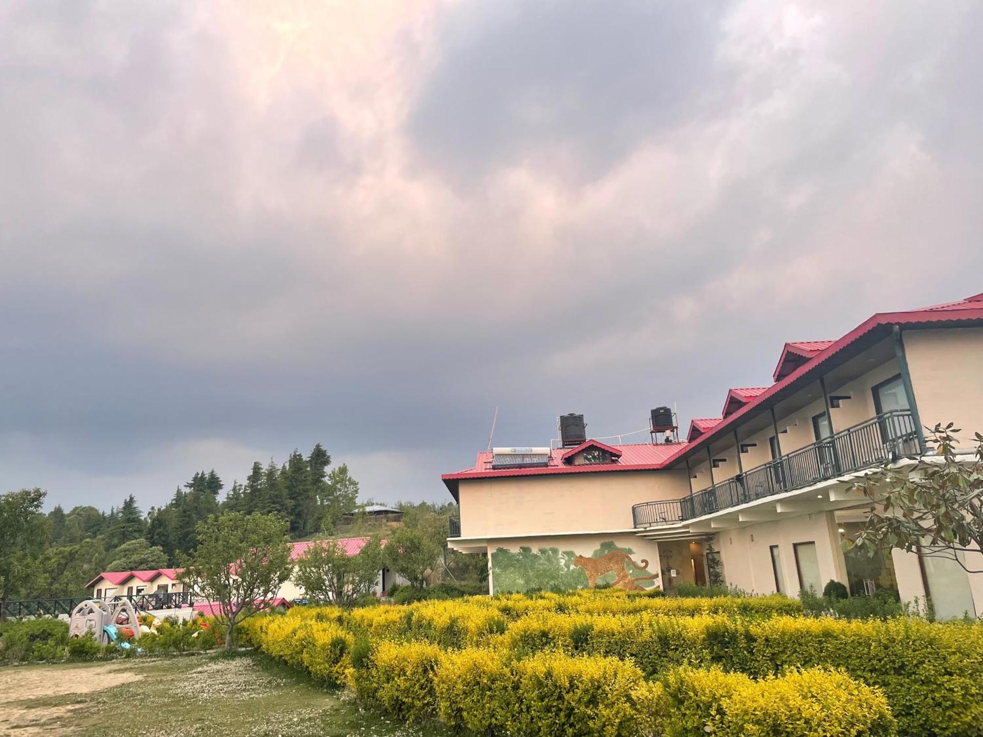 Vue Magique Resort Chail Luaran gambar